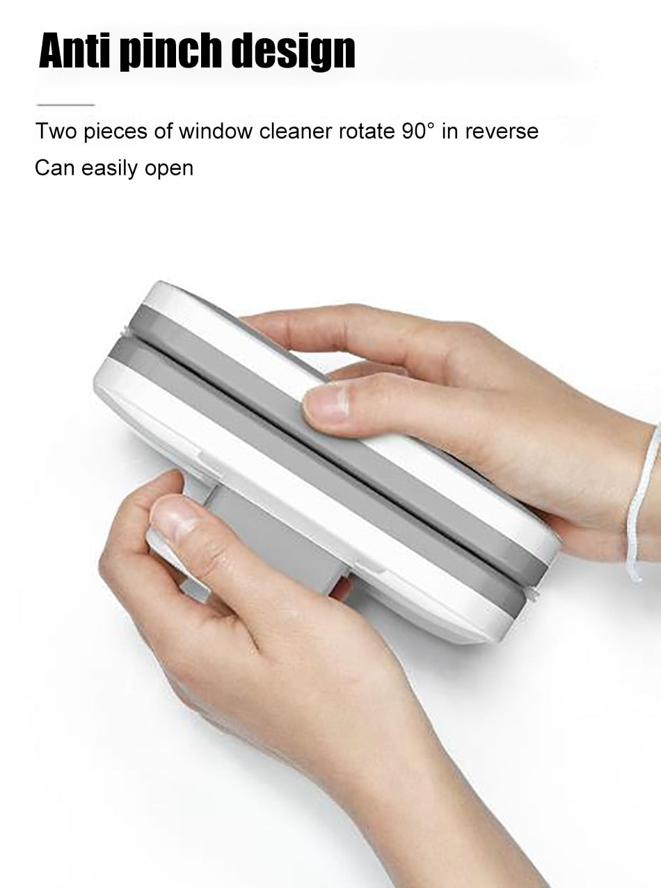 Magnetic Double Sided Wipe.